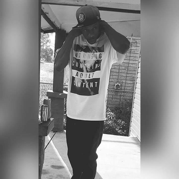 Meet your Posher, Carlton - Picture 1 of 1